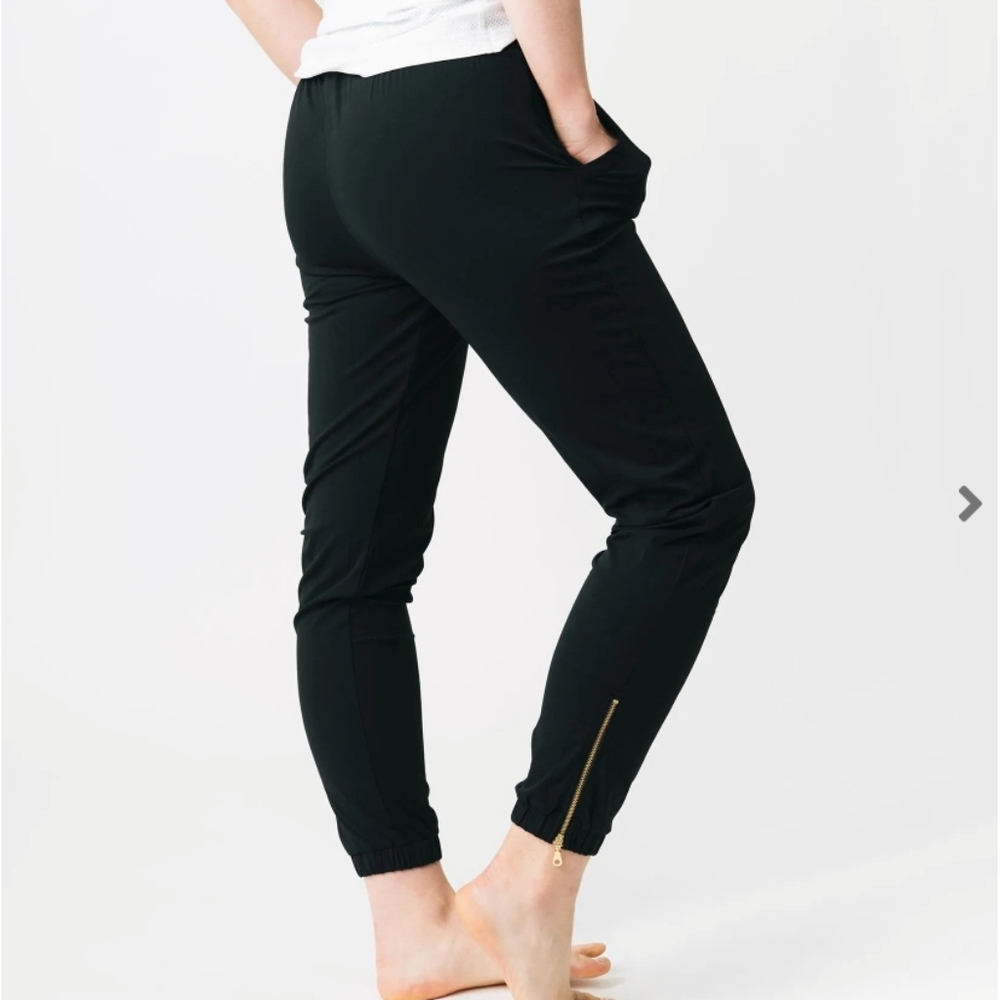 Black Peak Zipper Joggers